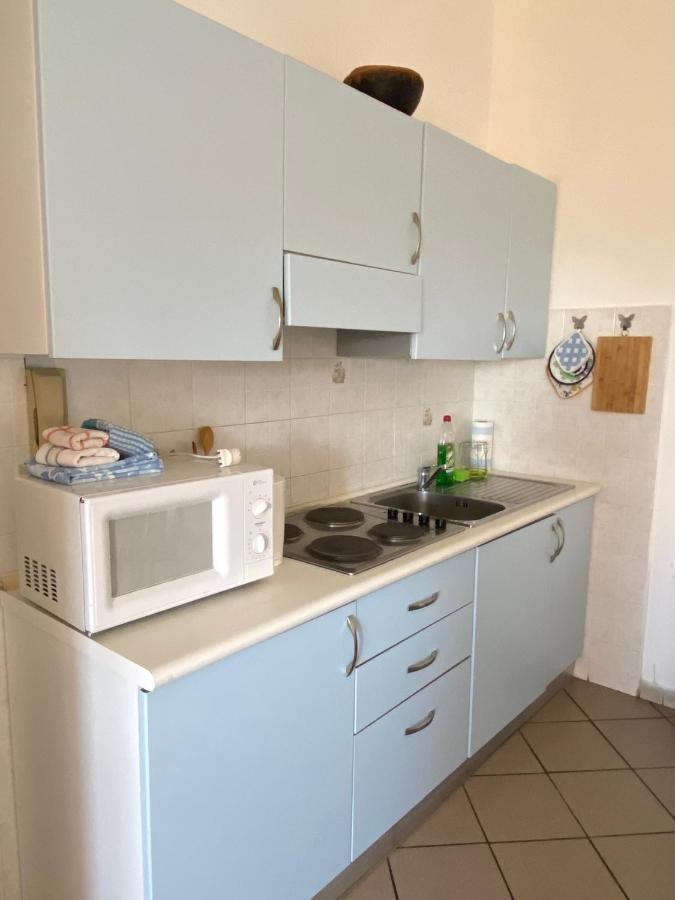 Apartment Tirreno Tirrenia Esterno foto